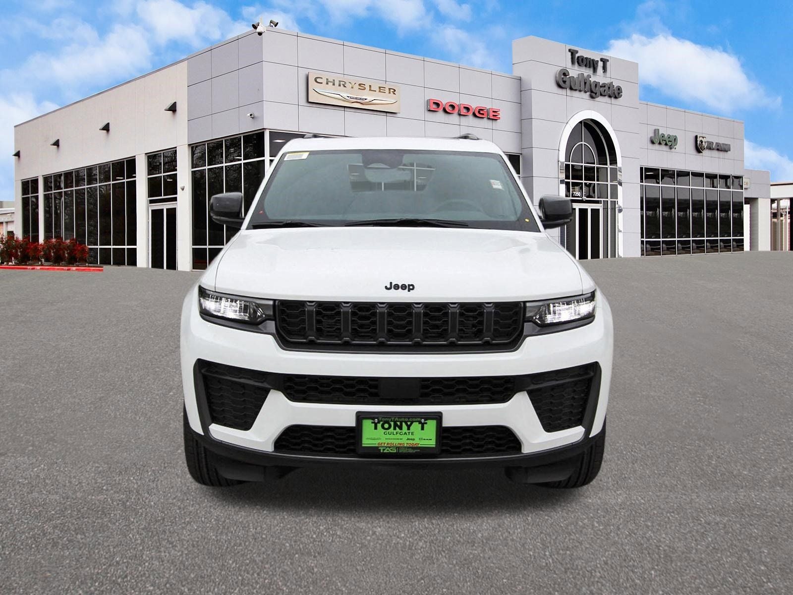 2026 Jeep Grand Cherokee Laredo Altitude 4x2