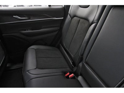 2026 Jeep Grand Cherokee Laredo Altitude 4x2