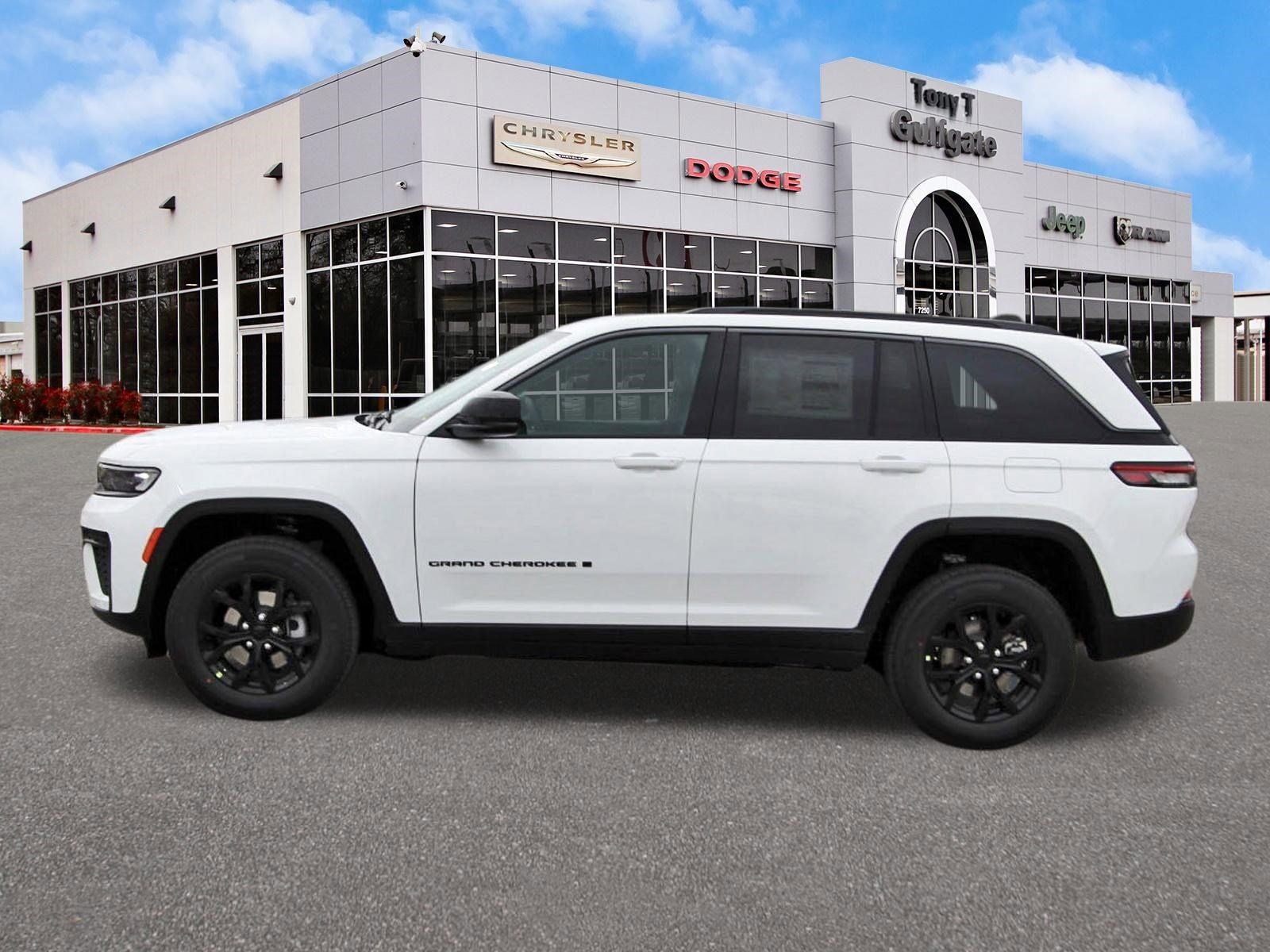 2026 Jeep Grand Cherokee Laredo Altitude 4x2