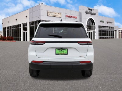 2026 Jeep Grand Cherokee Laredo Altitude 4x2