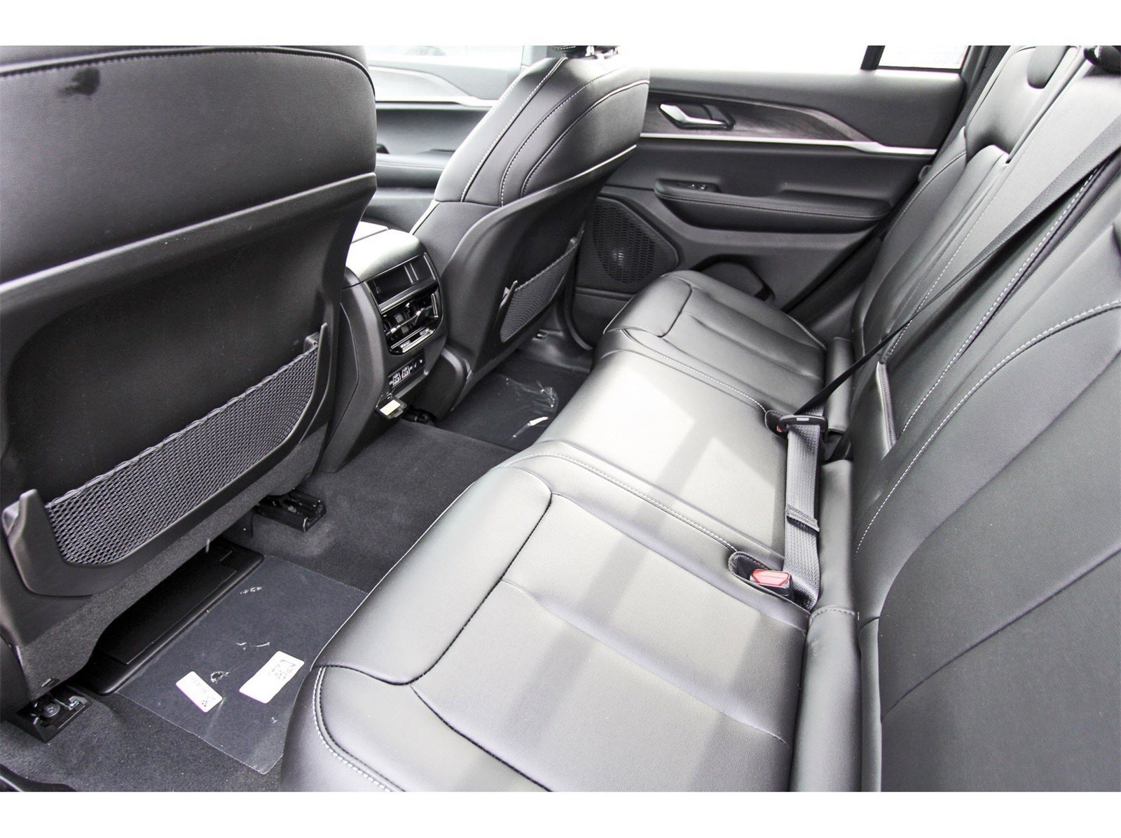 2025 Jeep Grand Cherokee Limited 4x2