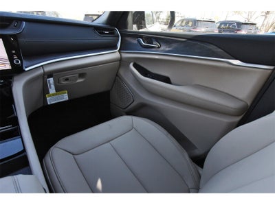 2026 Jeep Grand Cherokee Limited 4x2