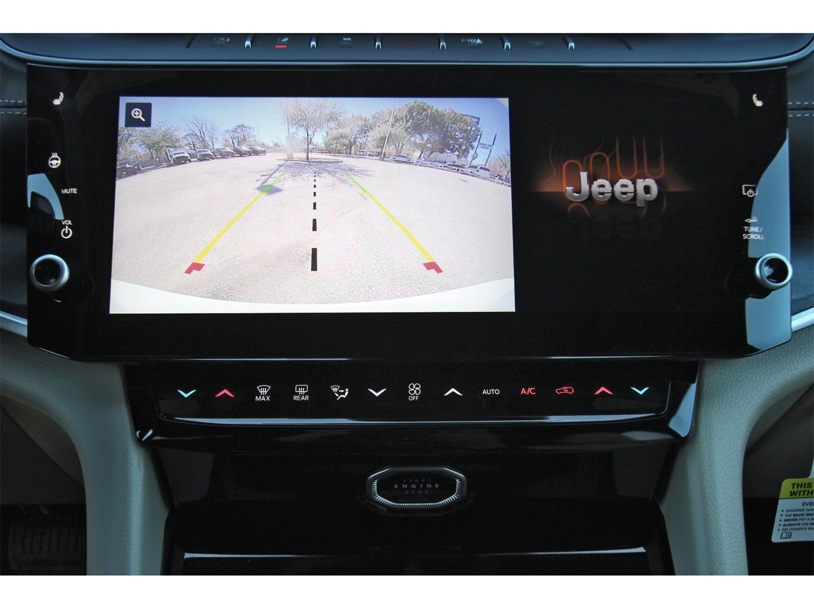 2026 Jeep Grand Cherokee Limited 4x2