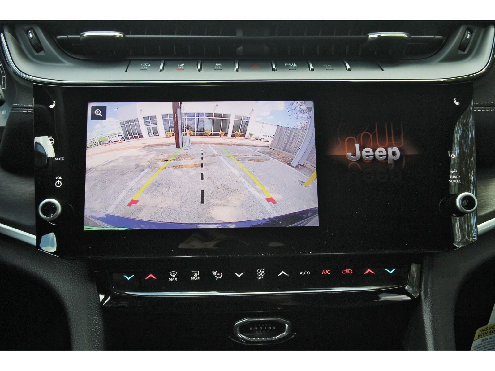 2026 Jeep Grand Cherokee Limited 4x2