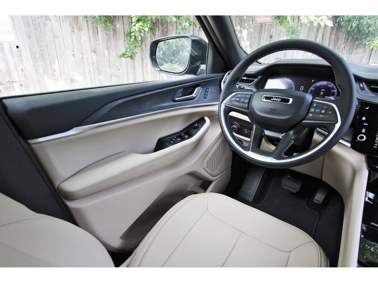 2026 Jeep Grand Cherokee Limited 4x2