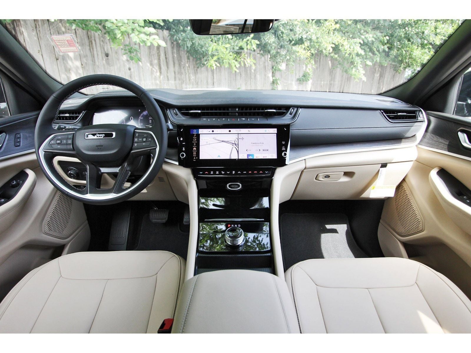 2026 Jeep Grand Cherokee Limited 4x2