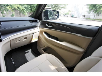 2026 Jeep Grand Cherokee Limited 4x2