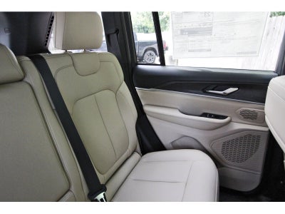 2026 Jeep Grand Cherokee Limited 4x2