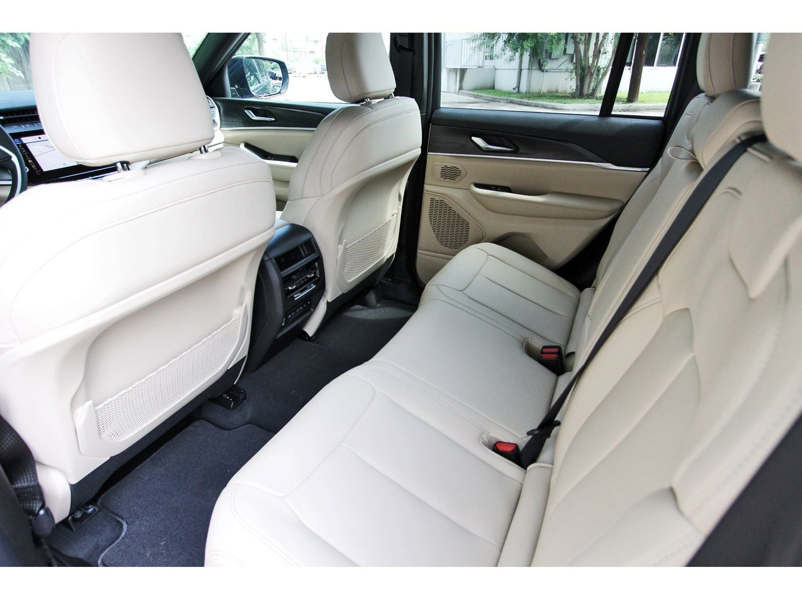 2026 Jeep Grand Cherokee Limited 4x2