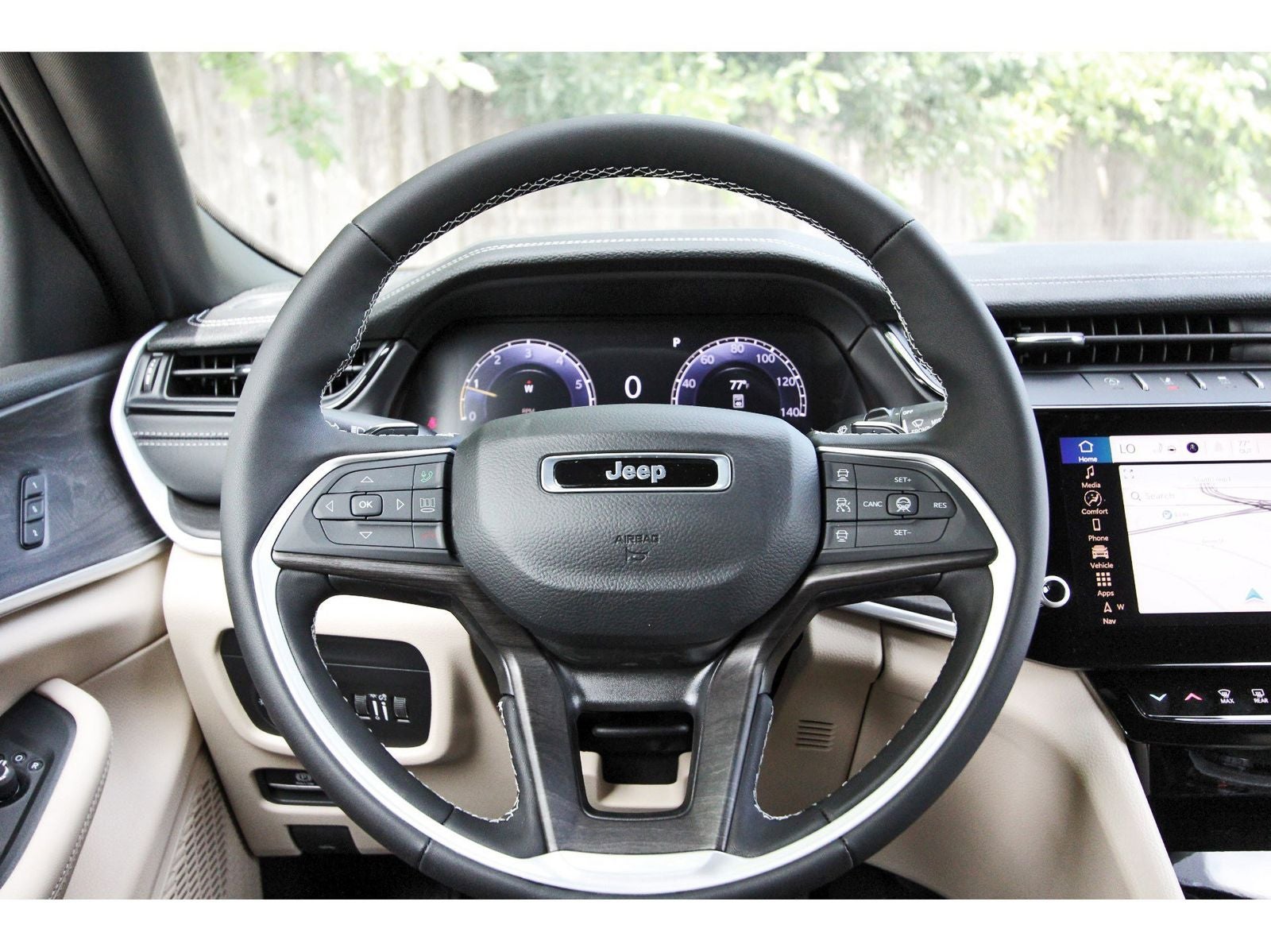 2026 Jeep Grand Cherokee Limited 4x2