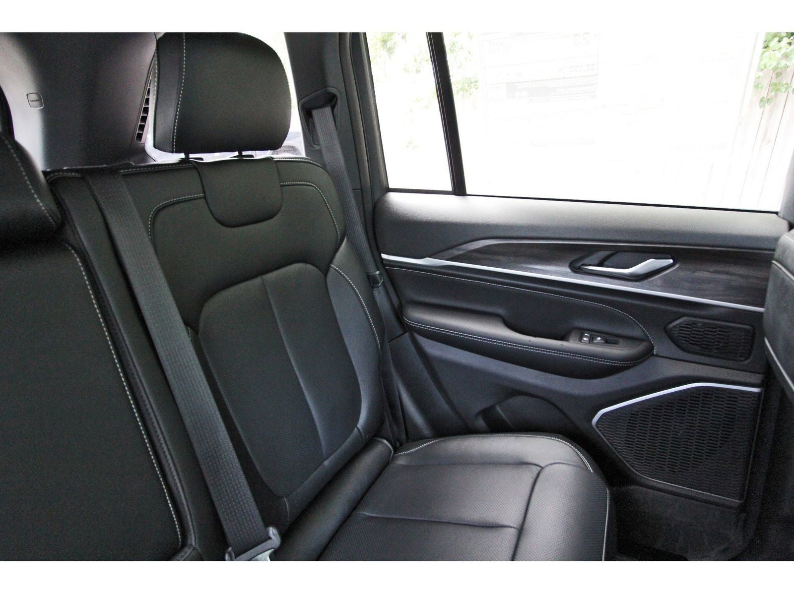 2026 Jeep Grand Cherokee Limited Reserve 4x4