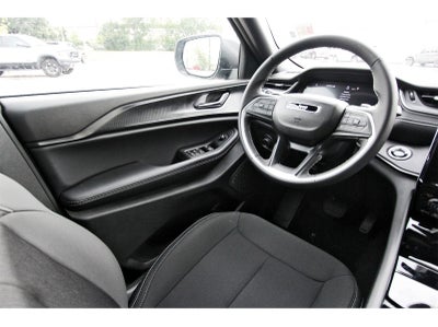 2025 Jeep Grand Cherokee L Laredo X 4x2