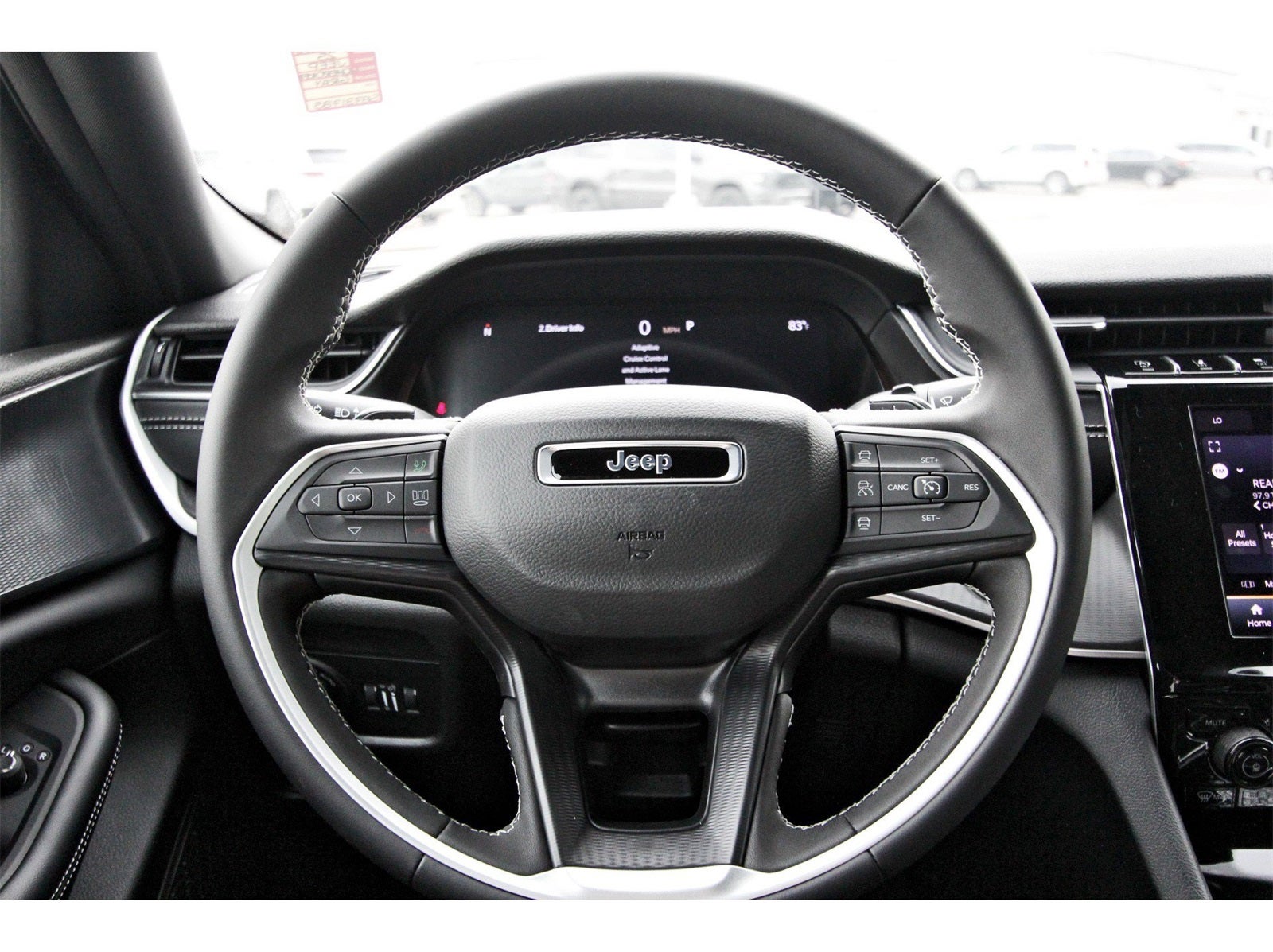 2025 Jeep Grand Cherokee L Laredo X 4x2