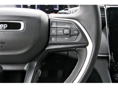 2025 Jeep Grand Cherokee L Laredo X 4x2