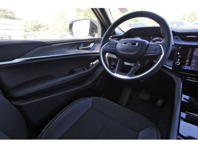 2026 Jeep Grand Cherokee L Laredo Altitude 4x2