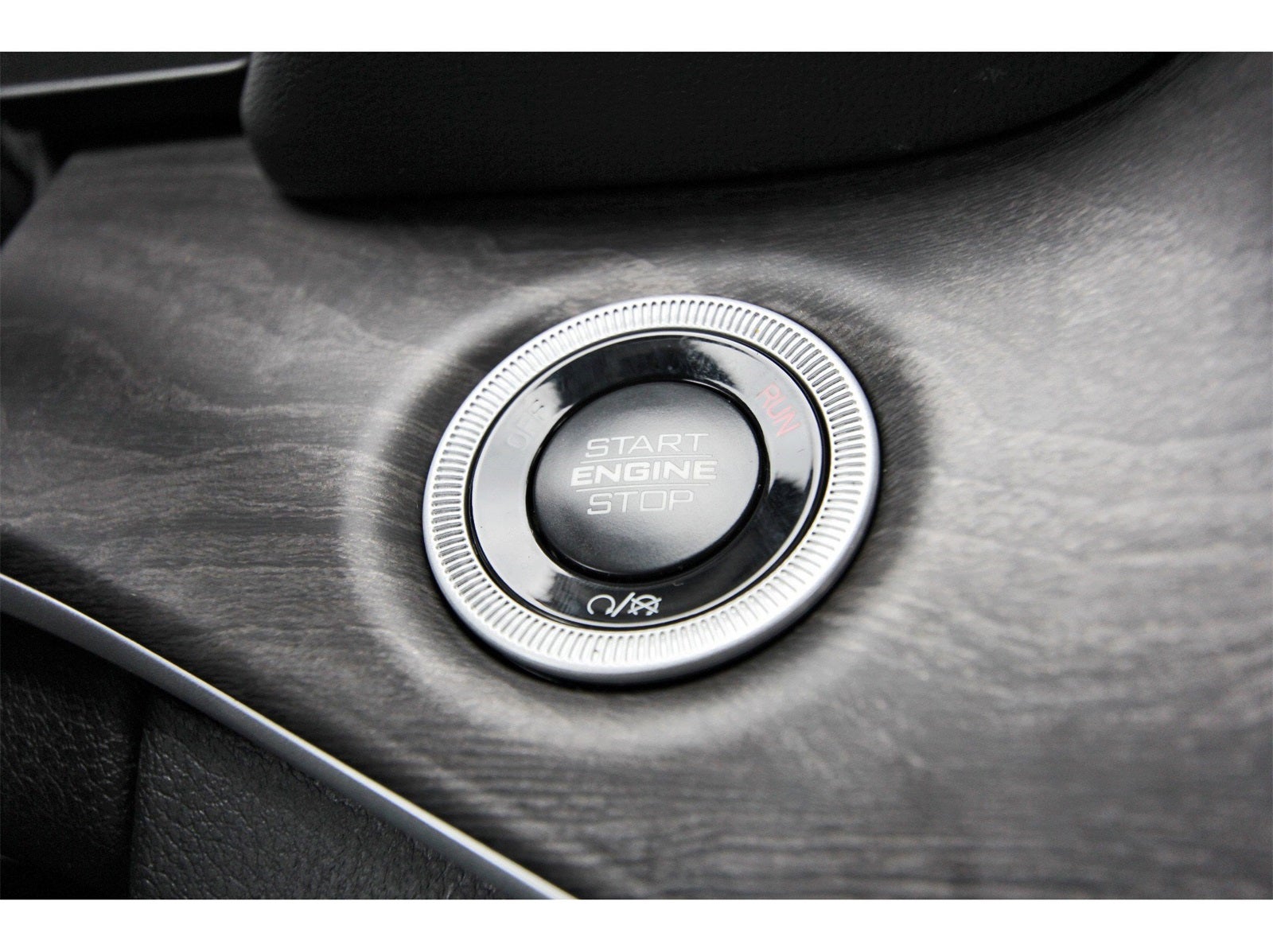 2025 Jeep Grand Cherokee L Limited 4x2