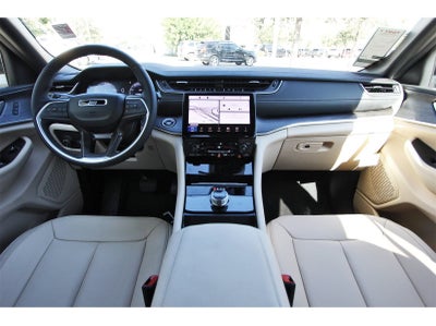 2025 Jeep Grand Cherokee L Limited 4x2