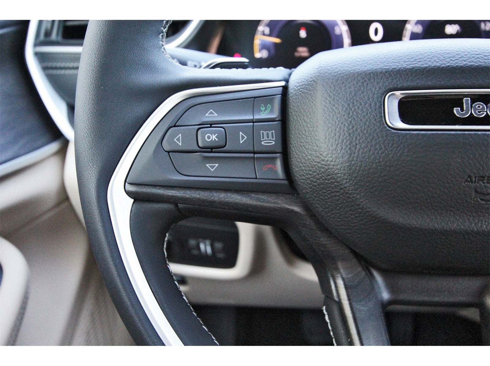 2025 Jeep Grand Cherokee L Limited 4x2