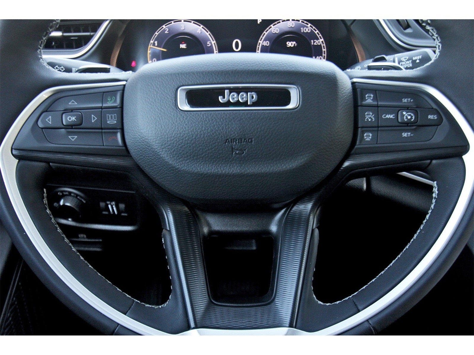 2025 Jeep Grand Cherokee L Altitude X 4x4