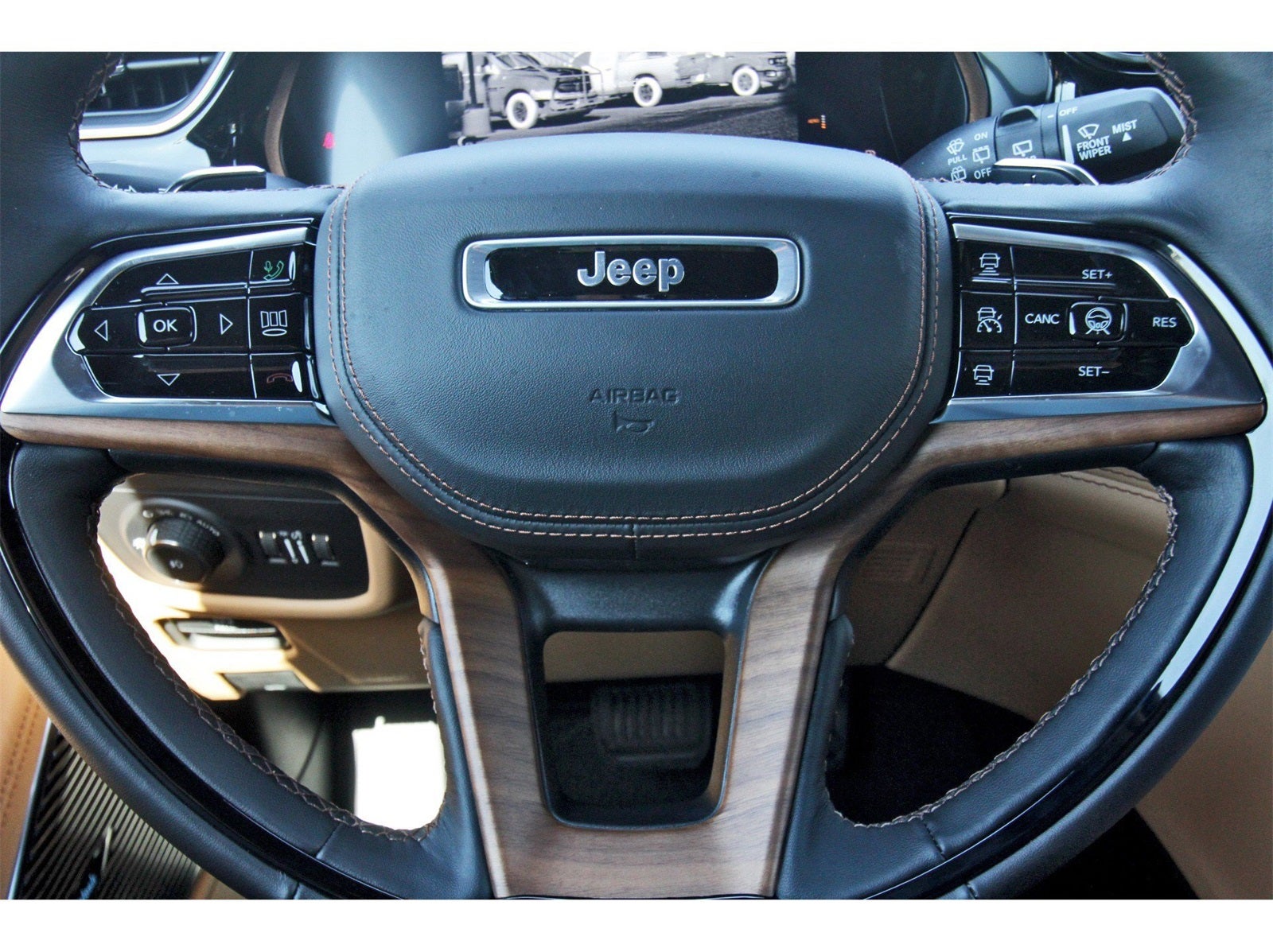 2025 Jeep Grand Cherokee L Summit Reserve 4x4