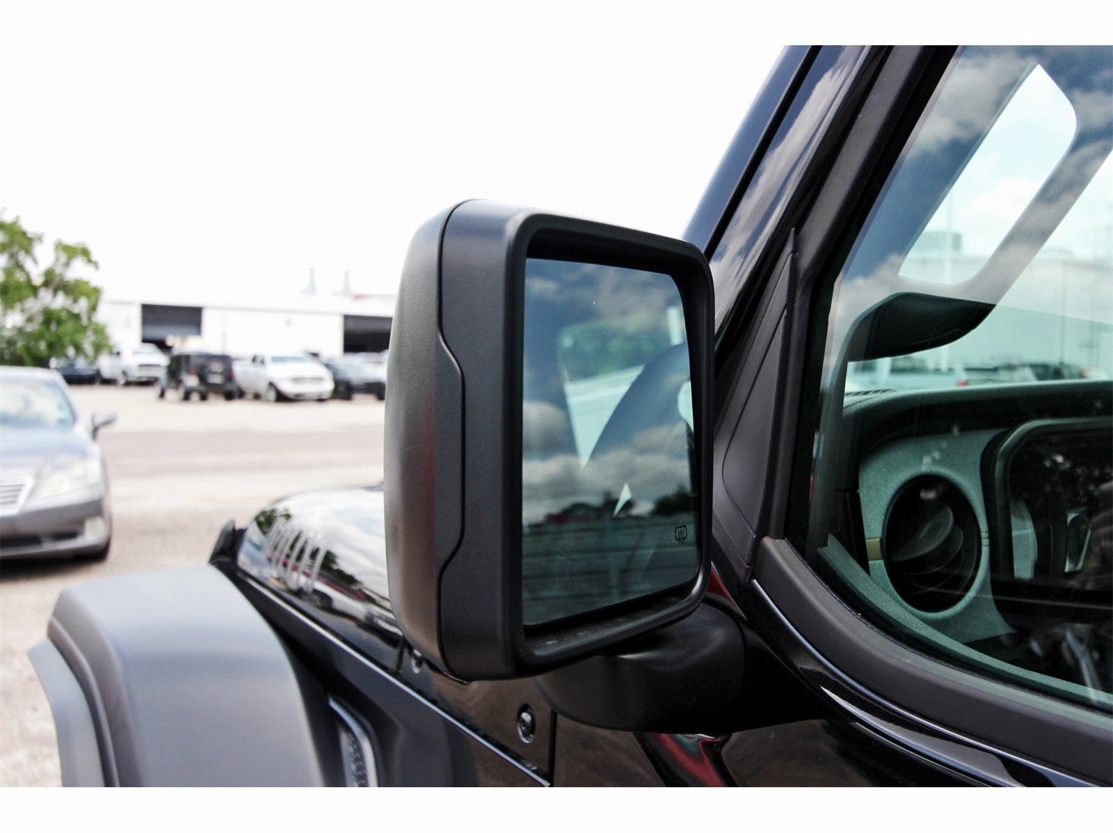 2024 Jeep Wrangler Willys 4 Door 4x4