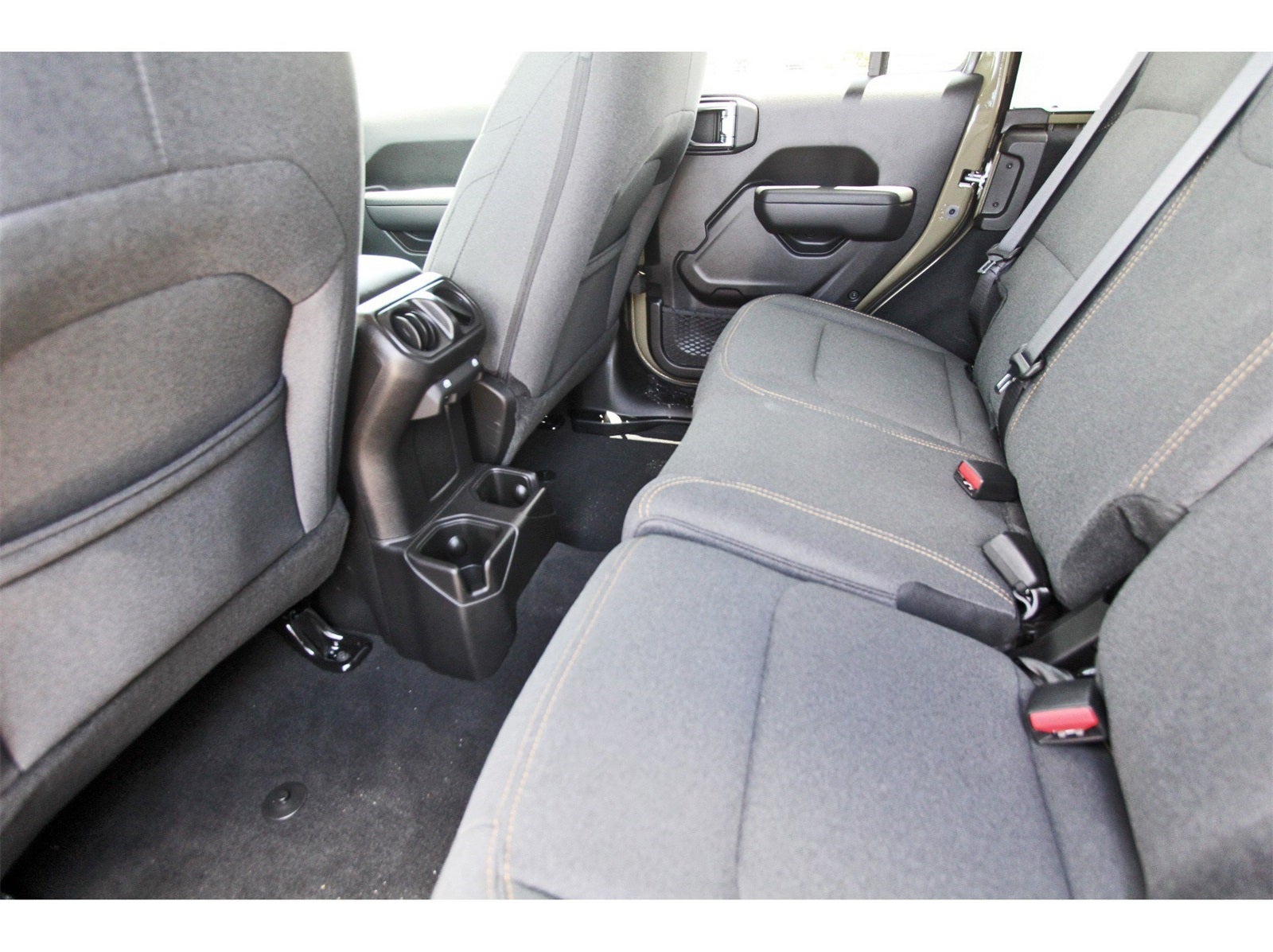 2025 Jeep Wrangler Willys 4 Door 4x4