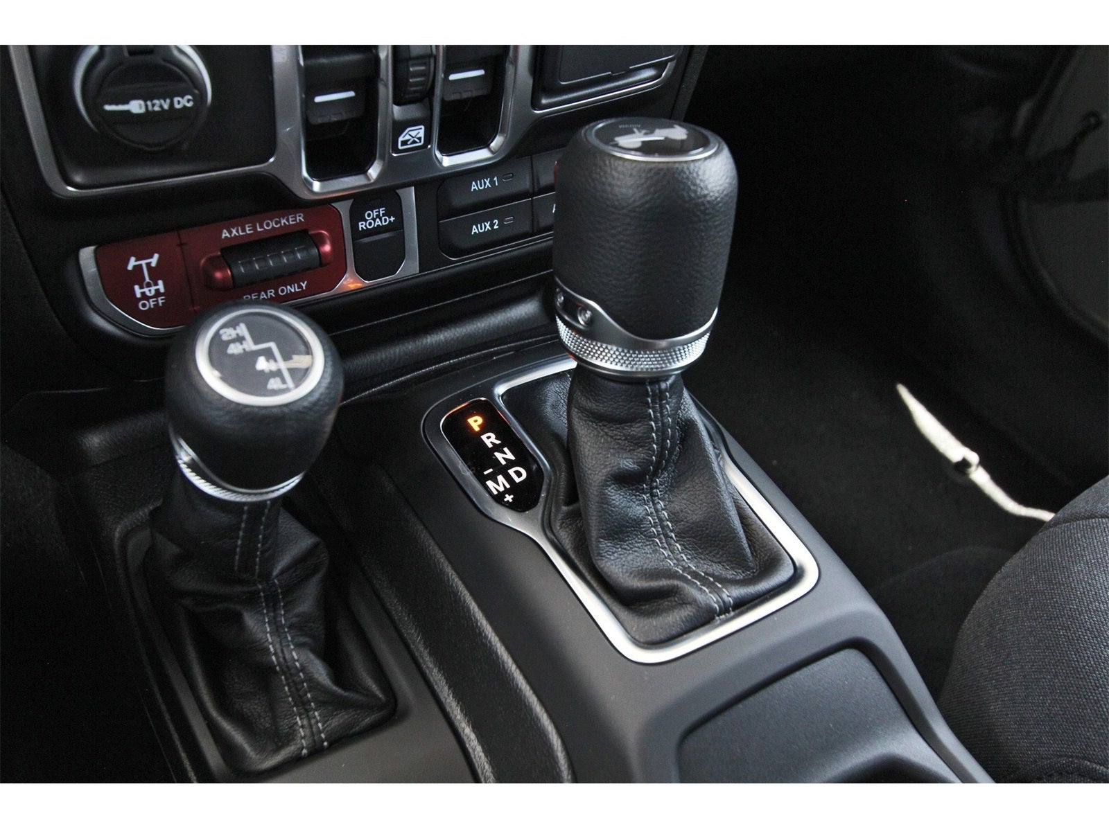 2025 Jeep Wrangler Willys 4 Door 4x4