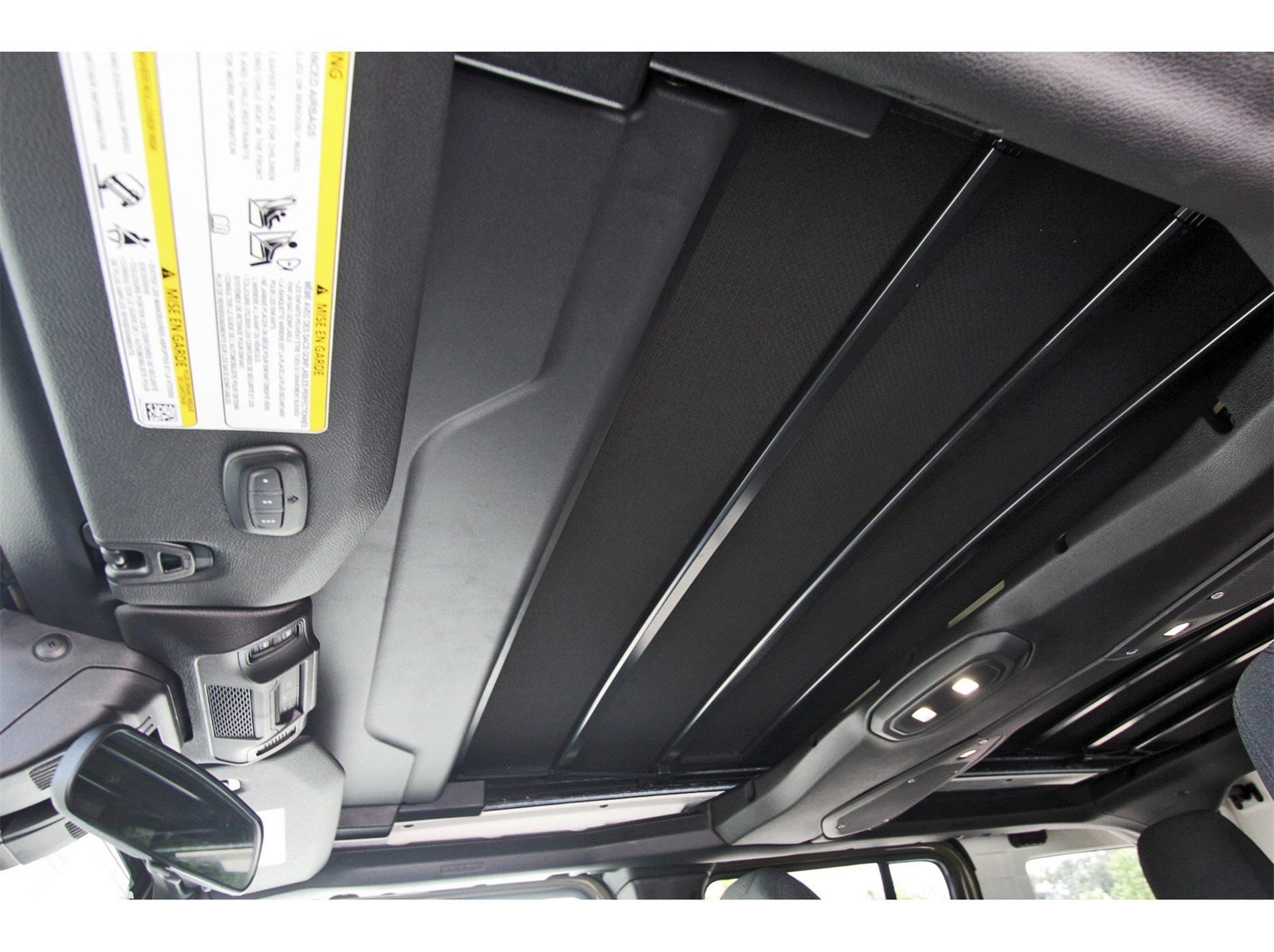 2025 Jeep Wrangler Willys 4 Door 4x4