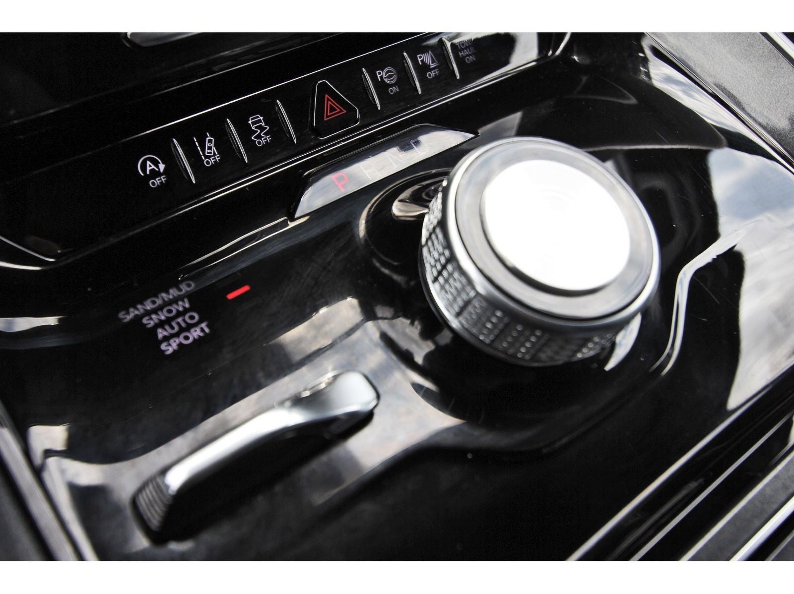 2024 Jeep Wagoneer Base