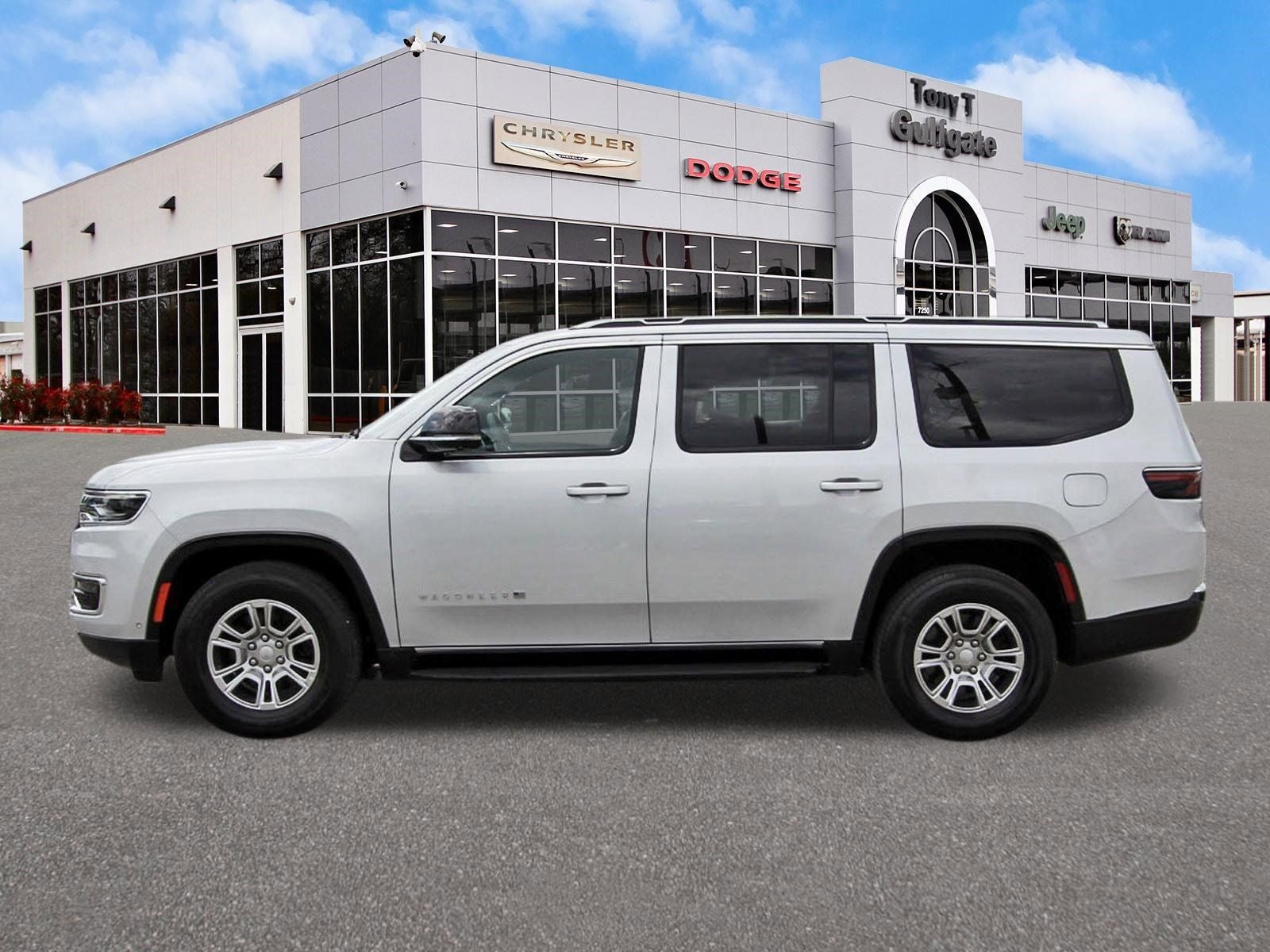 2024 Jeep Wagoneer Base