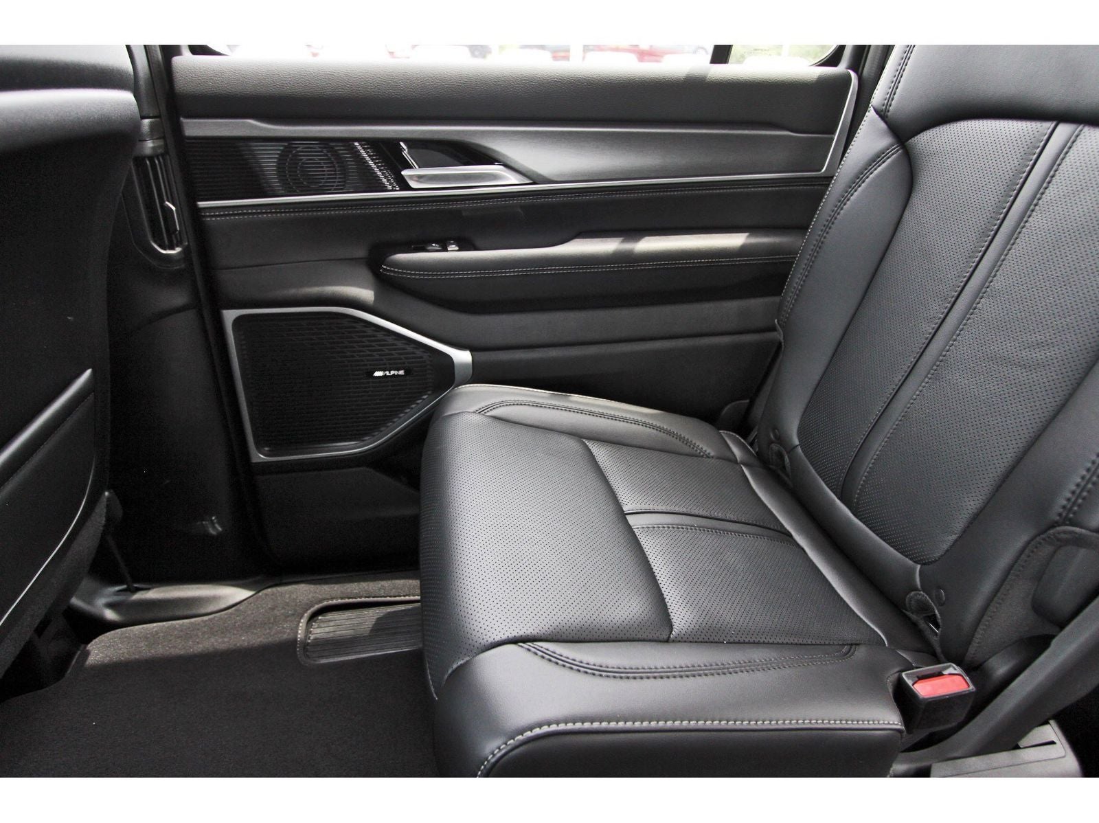 2026 Jeep Grand Wagoneer Upland 4x4