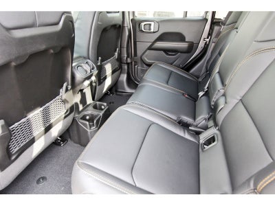 2026 Jeep Gladiator Sahara 4x4