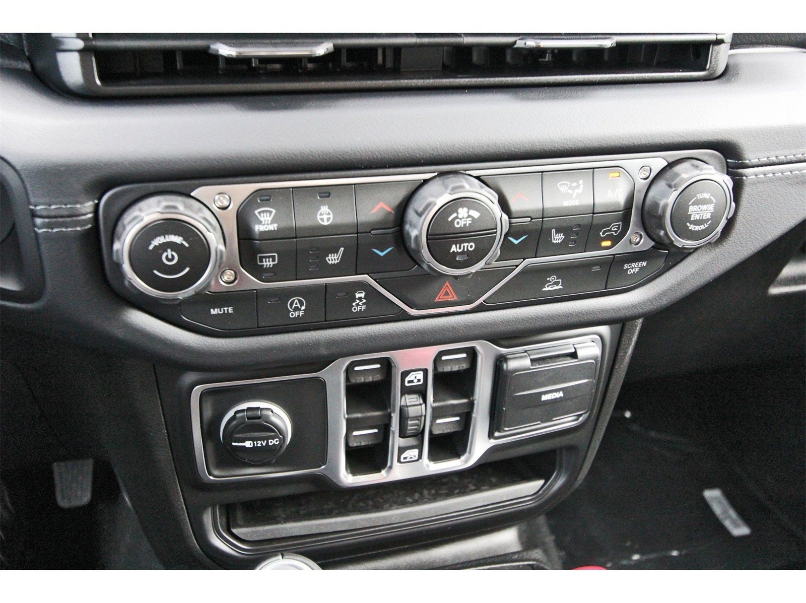 2025 Jeep Gladiator Mojave High Tide 4x4