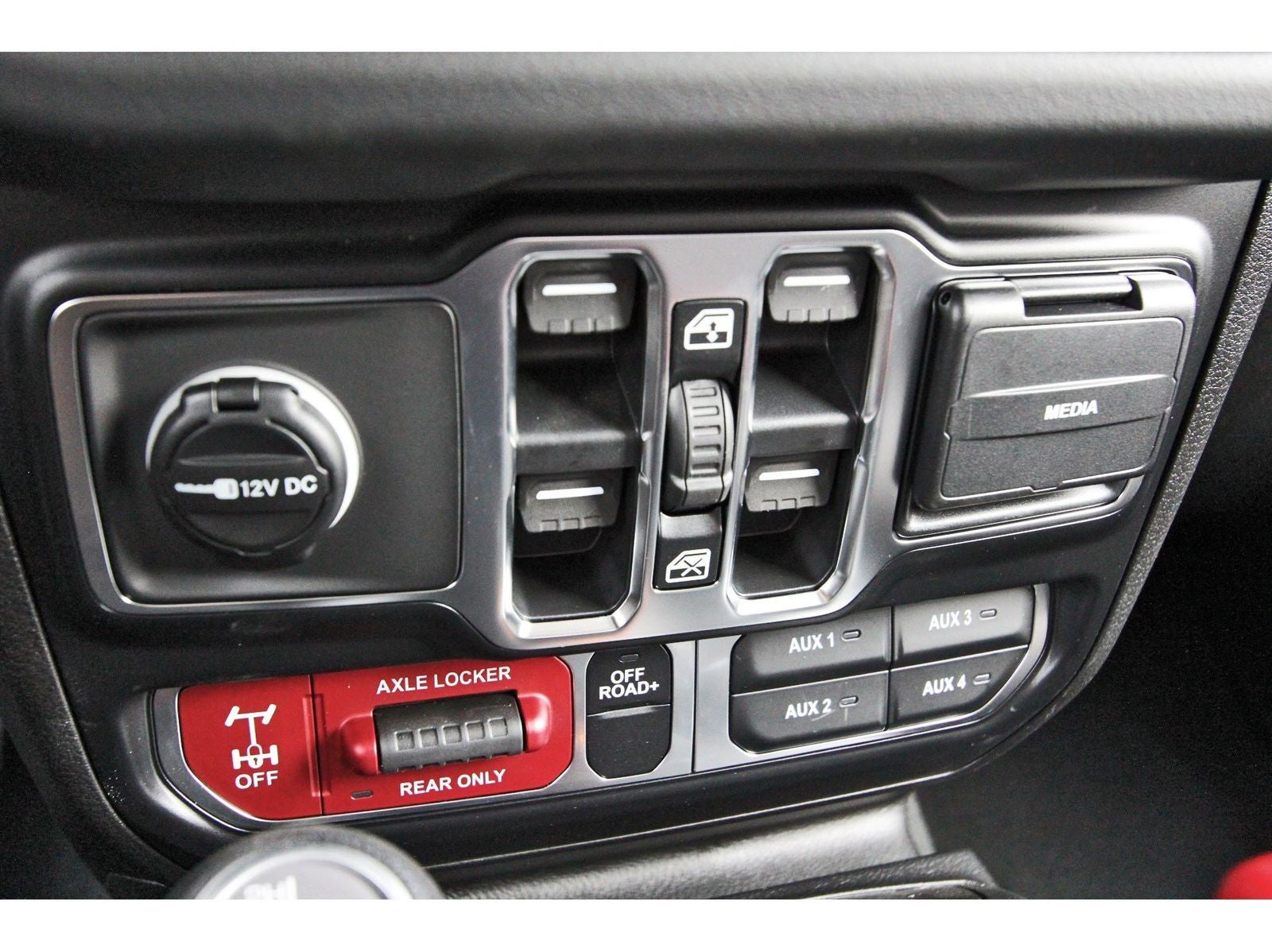 2026 Jeep Gladiator Mojave 4x4
