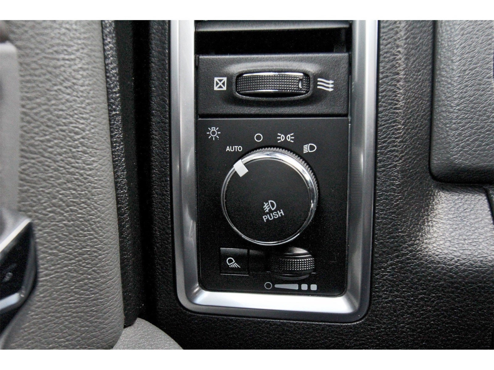 2018 RAM 1500 Lone Star Silver