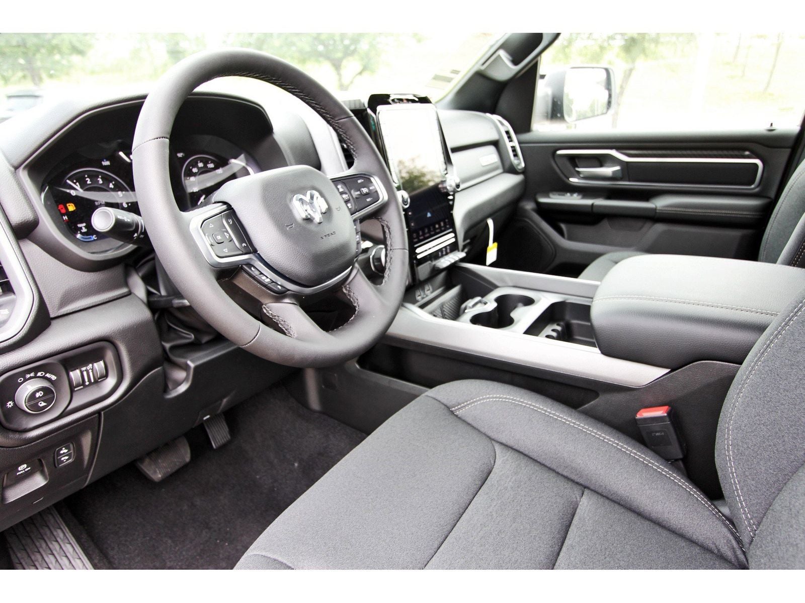 2026 RAM 1500 Big Horn/Lone Star Lone Star 4x2 Crew Cab 5'7" Box