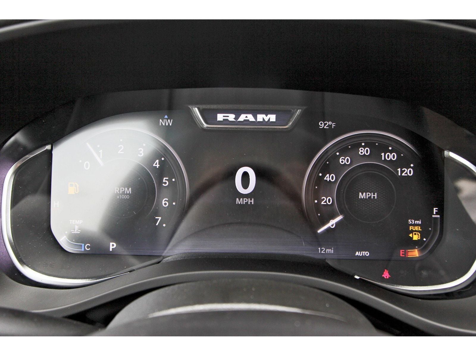 2026 RAM 1500 Big Horn/Lone Star Lone Star 4x2 Crew Cab 5'7" Box