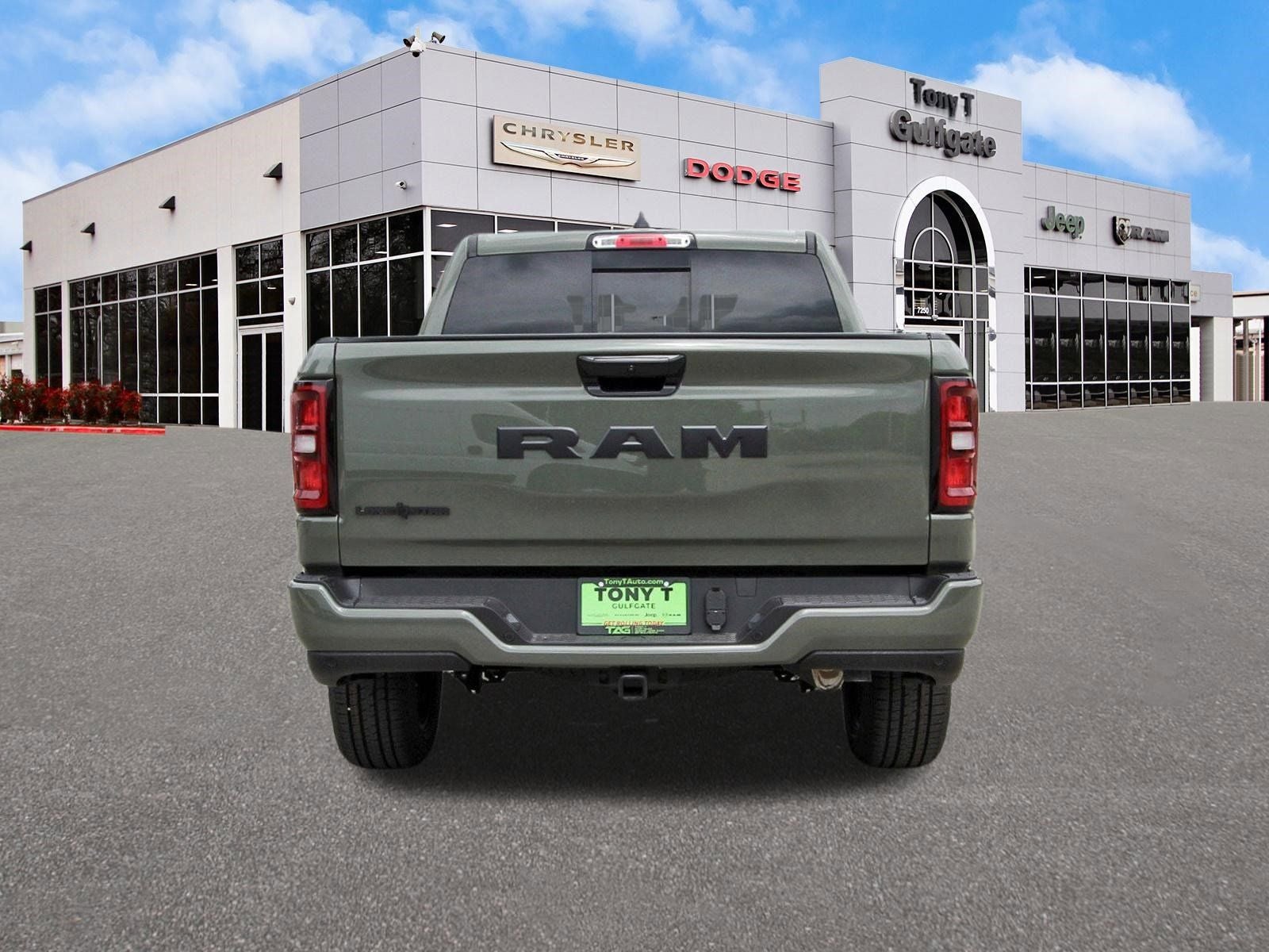 2026 RAM 1500 Big Horn/Lone Star Lone Star 4x2 Crew Cab 5'7" Box