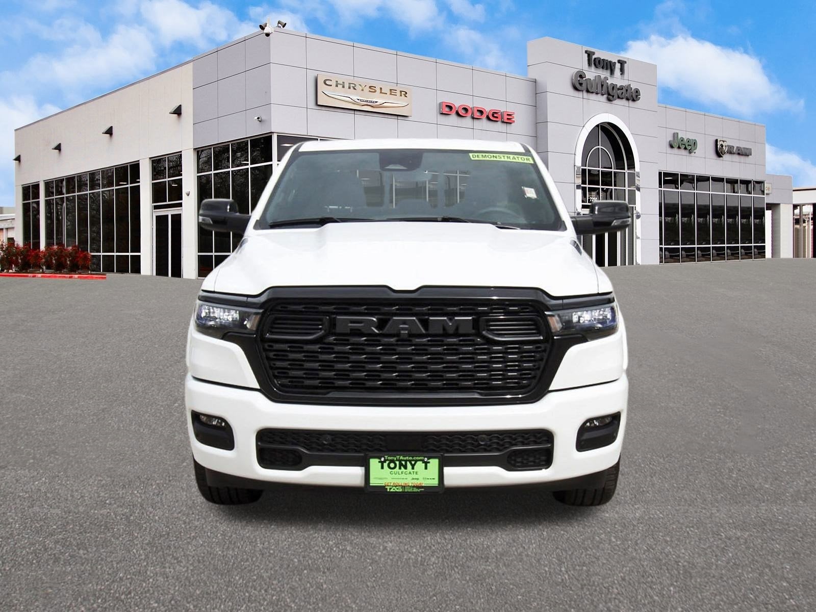 2025 RAM 1500 Big Horn/Lone Star Lone Star 4x2 Crew Cab 5'7" Box