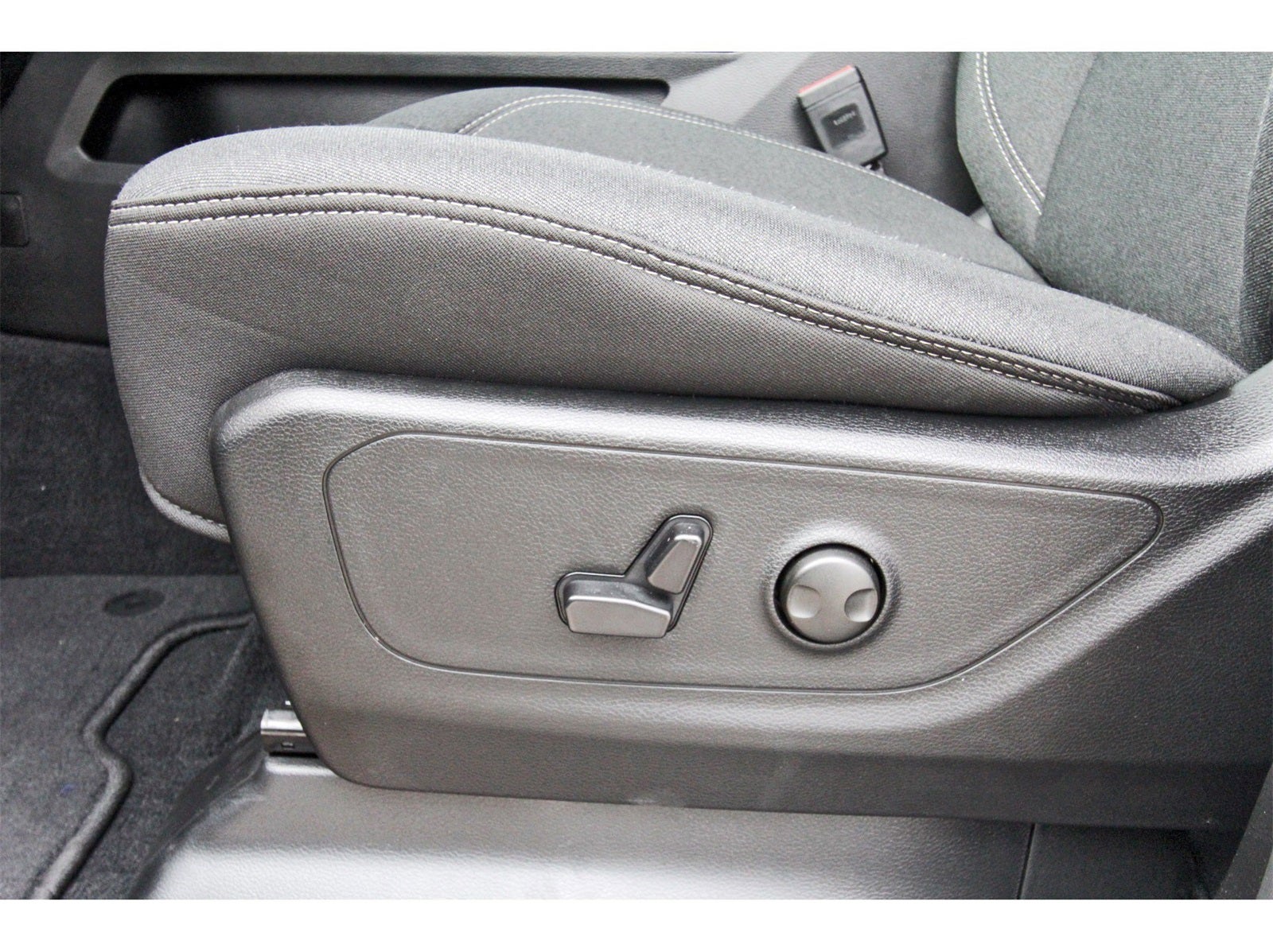 2025 RAM 1500 Big Horn/Lone Star Lone Star 4x2 Crew Cab 5'7" Box