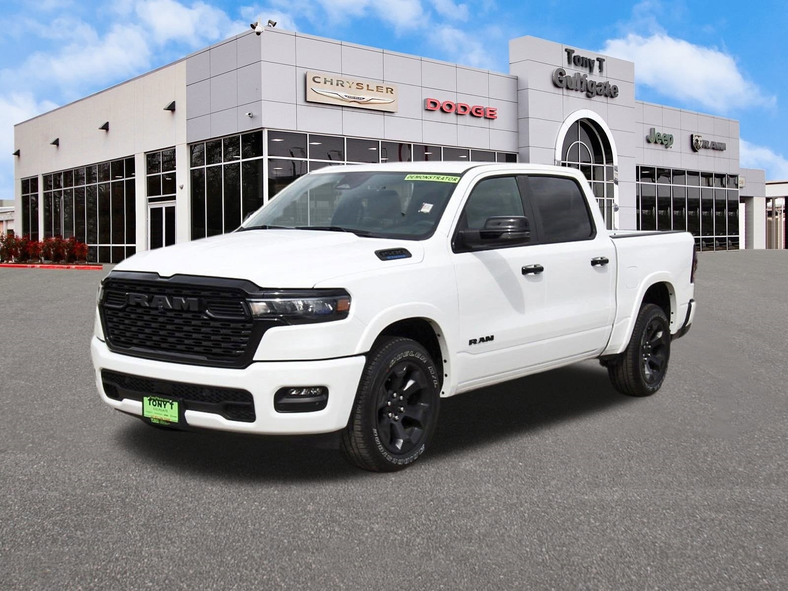 2025 RAM 1500 Big Horn/Lone Star Lone Star 4x2 Crew Cab 5'7" Box