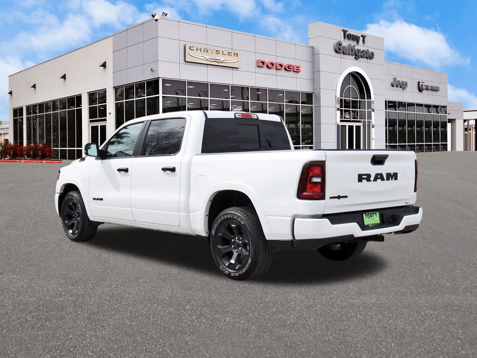 2025 RAM 1500 Big Horn/Lone Star Lone Star 4x2 Crew Cab 5'7" Box