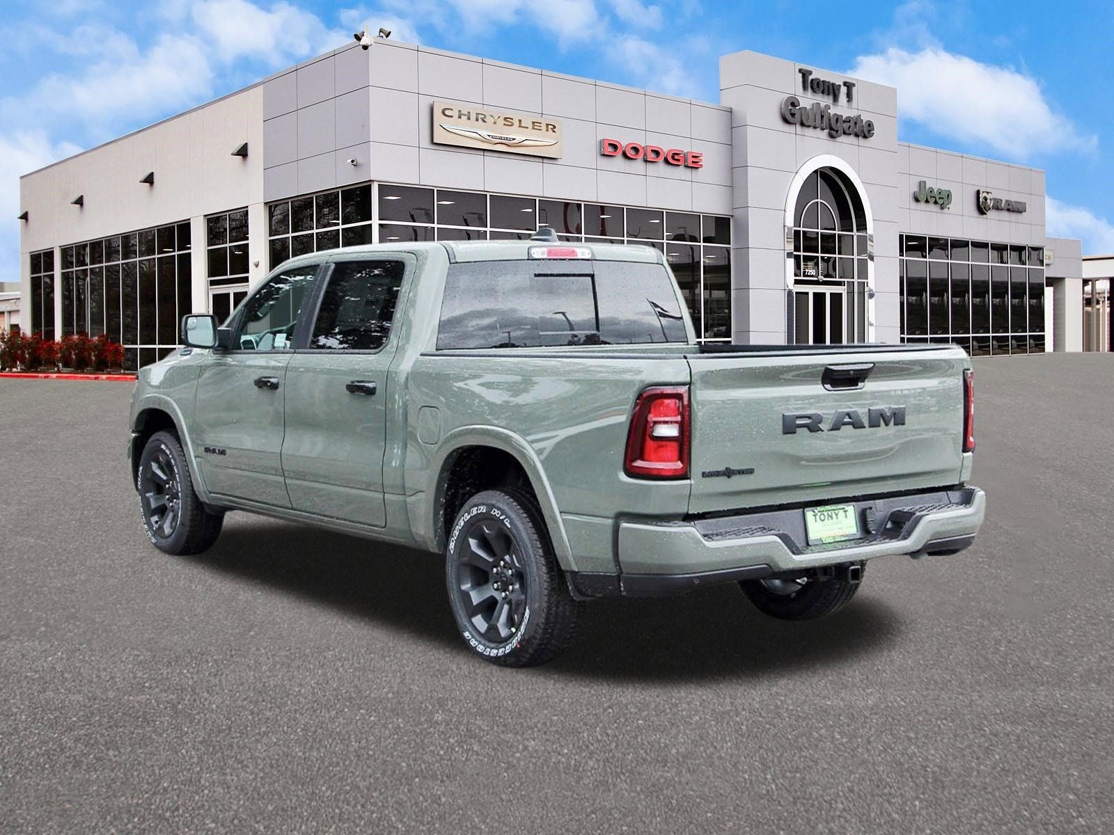 2026 RAM 1500 Big Horn/Lone Star Lone Star 4x2 Crew Cab 5'7" Box