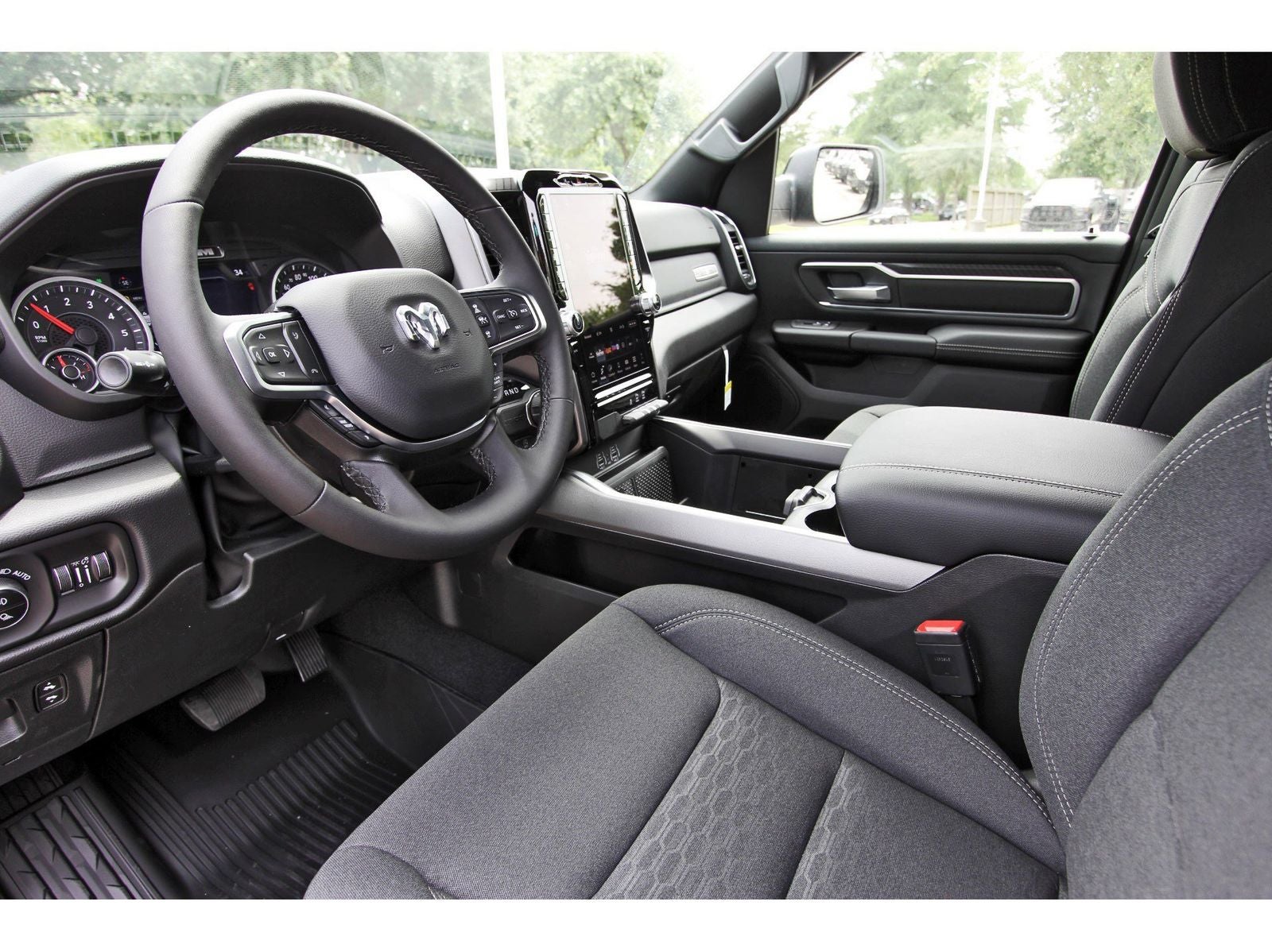 2026 RAM 1500 Big Horn/Lone Star Lone Star 4x2 Crew Cab 5'7" Box