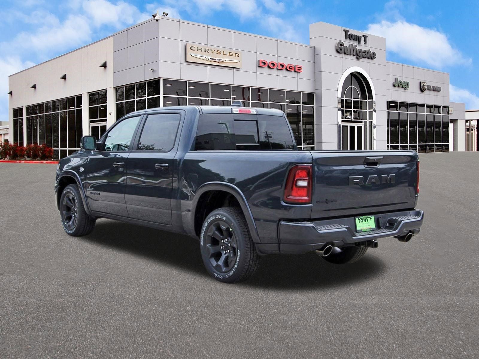 2026 RAM 1500 Big Horn/Lone Star Lone Star 4x2 Crew Cab 5'7" Box
