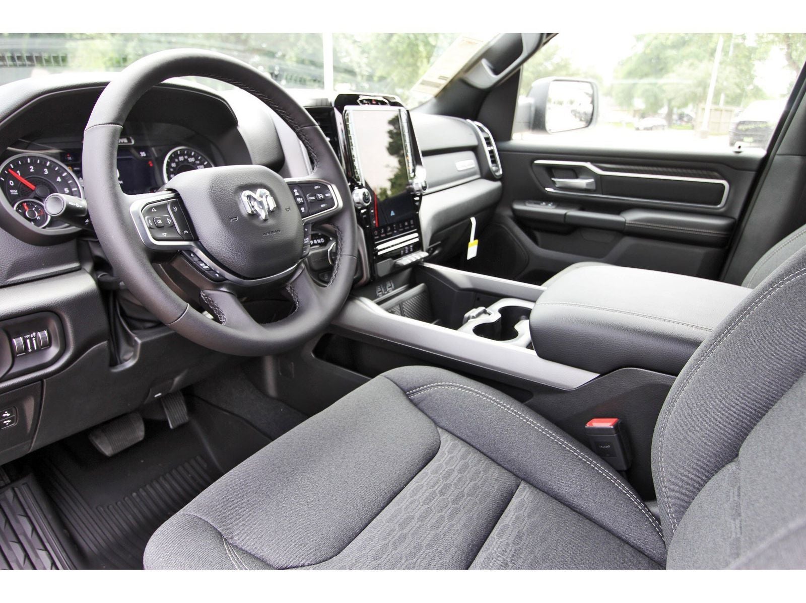 2026 RAM 1500 Big Horn/Lone Star Lone Star 4x2 Crew Cab 5'7" Box