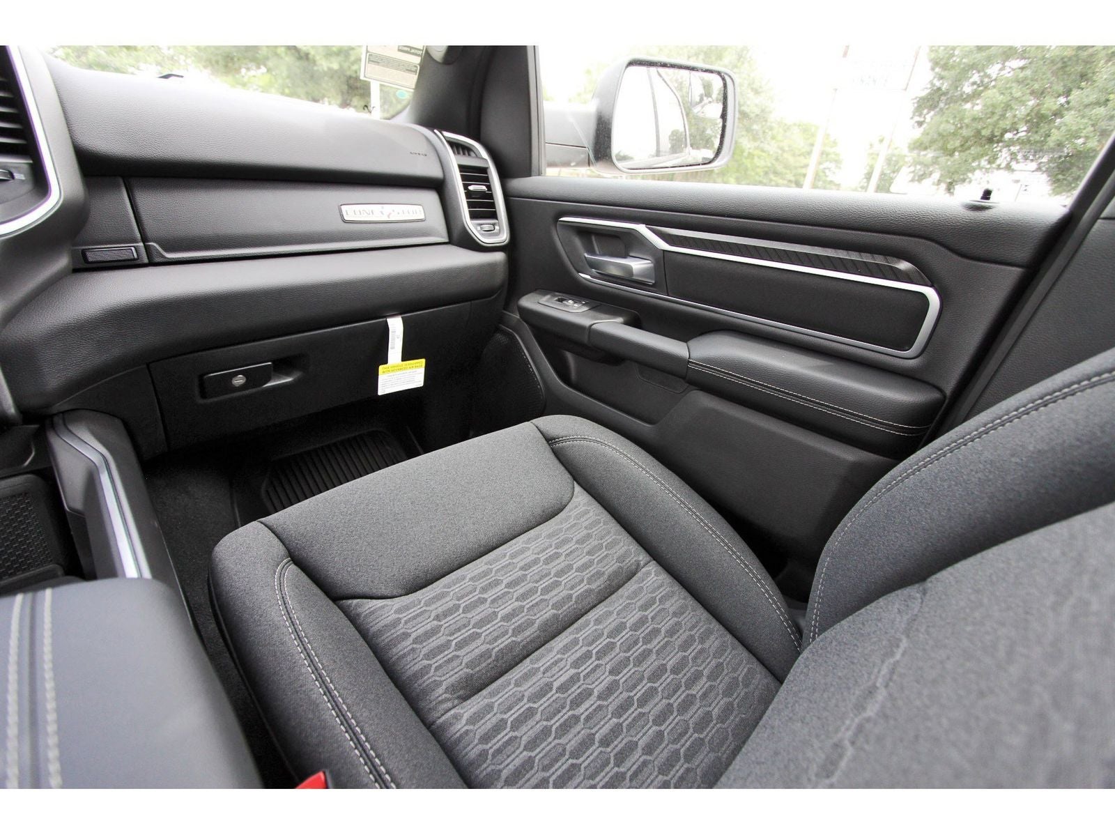 2026 RAM 1500 Big Horn/Lone Star Lone Star 4x2 Crew Cab 5'7" Box