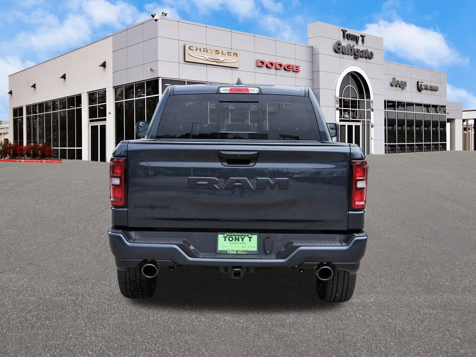 2026 RAM 1500 Big Horn/Lone Star Lone Star 4x2 Crew Cab 5'7" Box