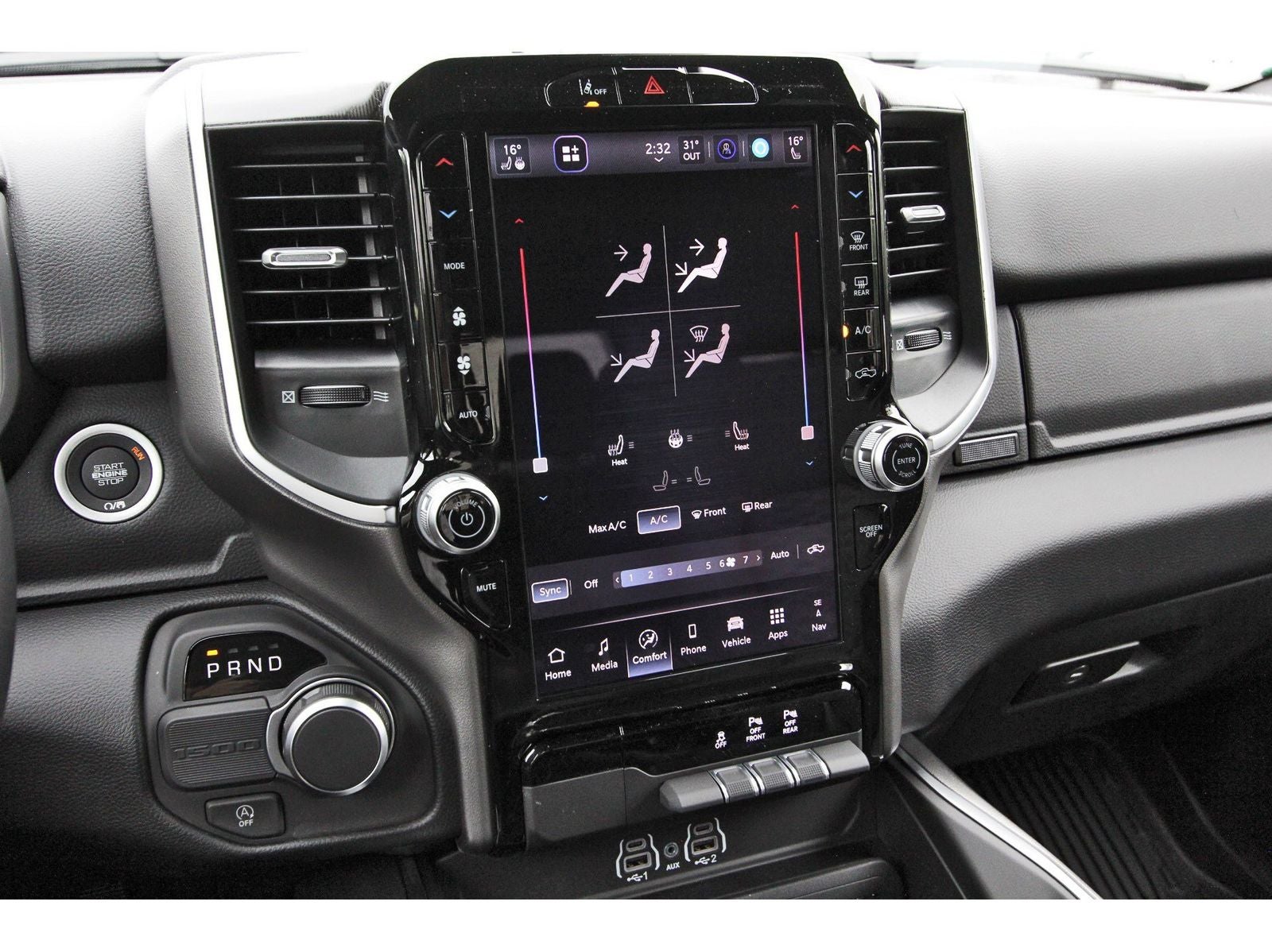 2026 RAM 1500 Big Horn/Lone Star Lone Star 4x2 Crew Cab 5'7" Box