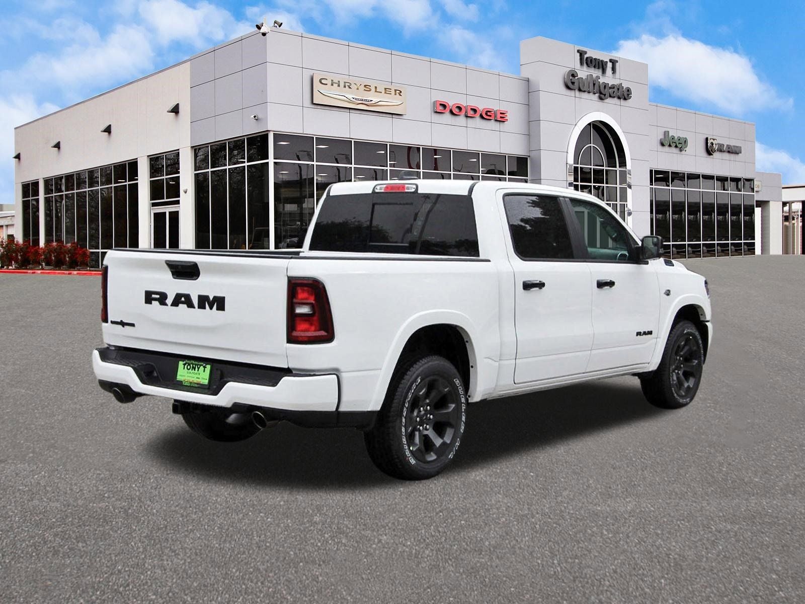 2026 RAM 1500 Big Horn/Lone Star Lone Star 4x2 Crew Cab 5'7" Box